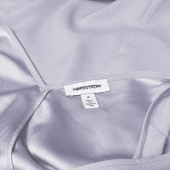 Nordstrom V-Neck Top Blouse Tank Shirt Sleeveless Hi Low hem Lilac Lavender NWOT - Picture 8 of 11